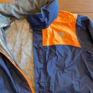 Boys north face hyvent rain jacket with hood